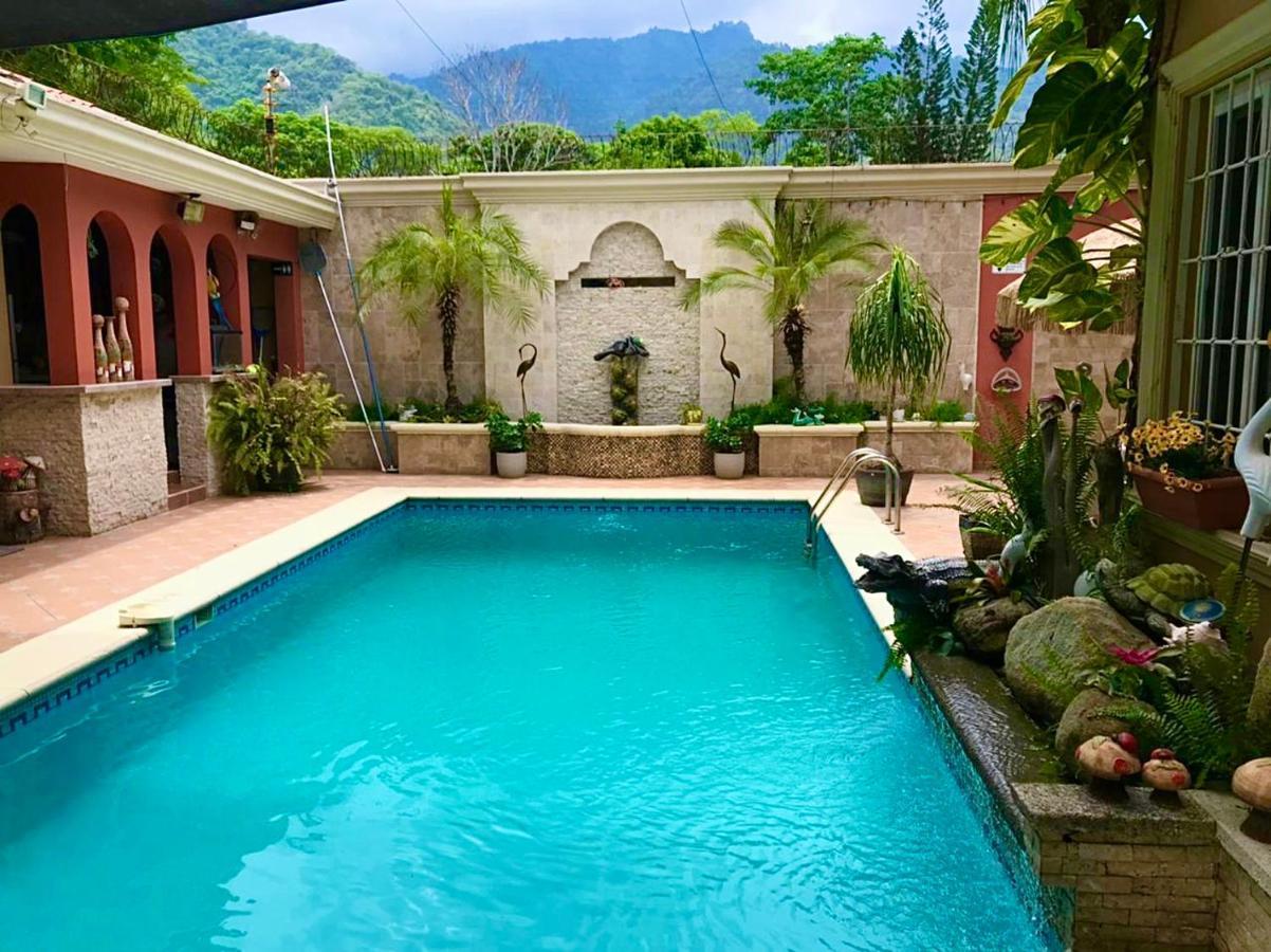 Refugio De La Montana B&B San Pedro Sula Buitenkant foto