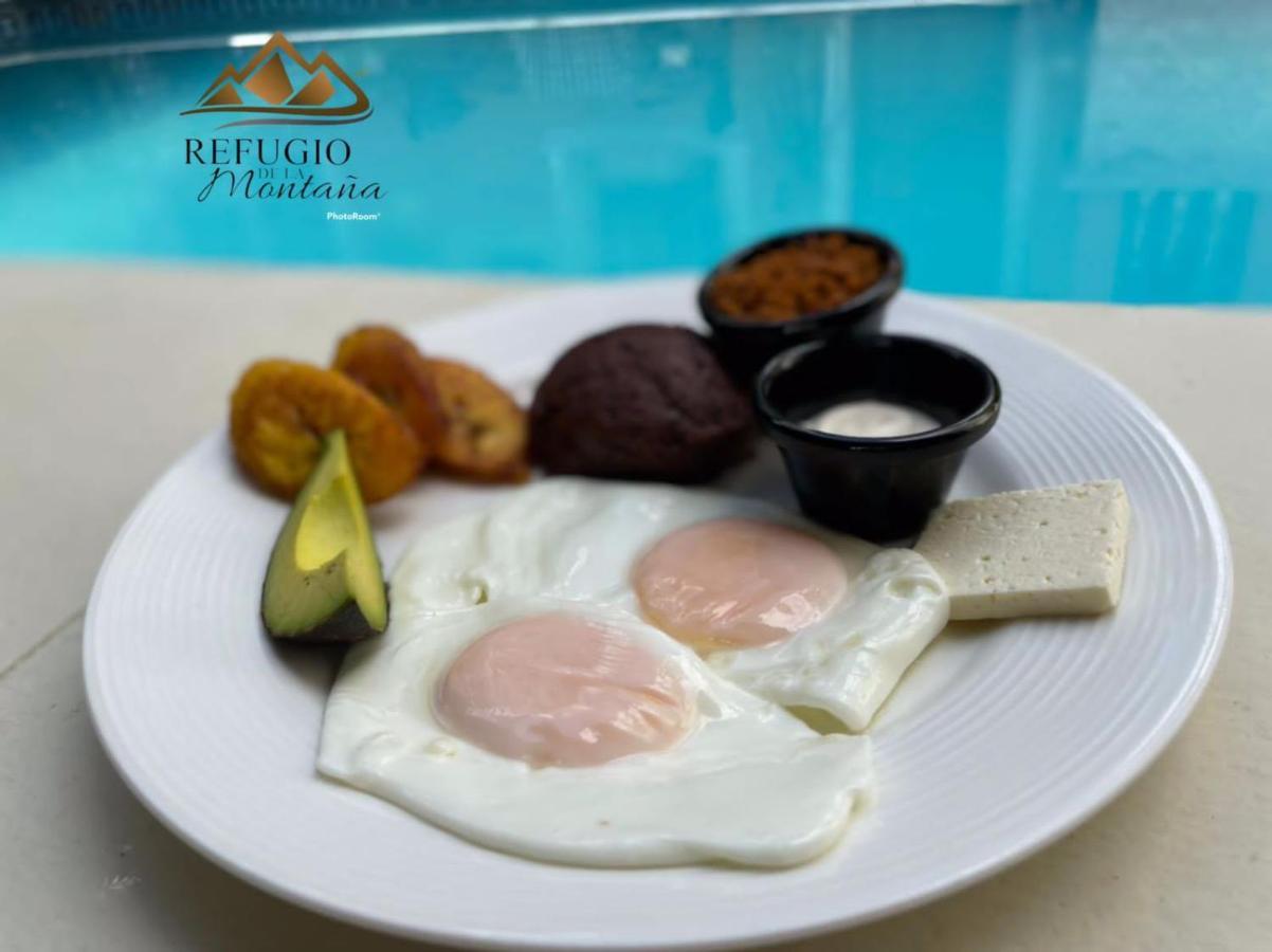 Refugio De La Montana B&B San Pedro Sula Buitenkant foto