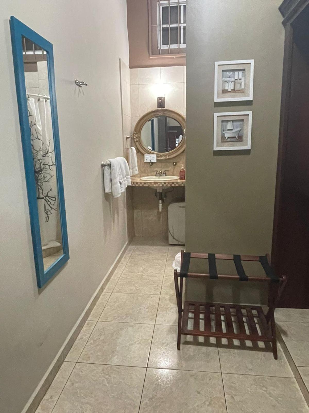 Refugio De La Montana B&B San Pedro Sula Kamer foto